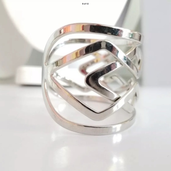 LIA SOPHIA DIAMOND PATTERN NECKLACE - Picture 5 of 6